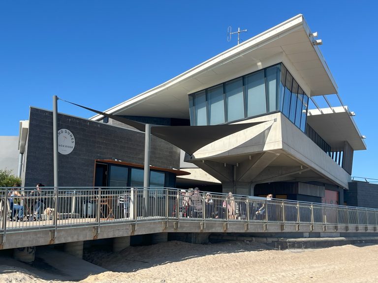 Sand Dunes Beach Kiosk